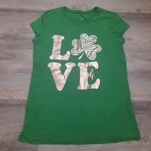 LOVE 🍀Tee
